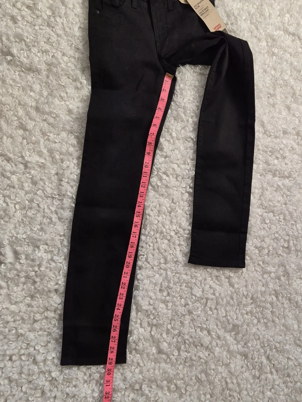 Levi's Women's 312 Shaping Mid Rise Slim Jeans Black Minimalist Classic 23x30 - Picture 12 of 16